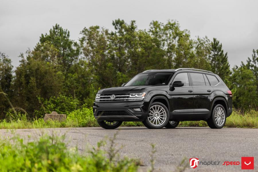  Volkswagen Atlas V6 4Motion on Vossen Wheels (VFS2) 2017 года  (фото 14 из 18)